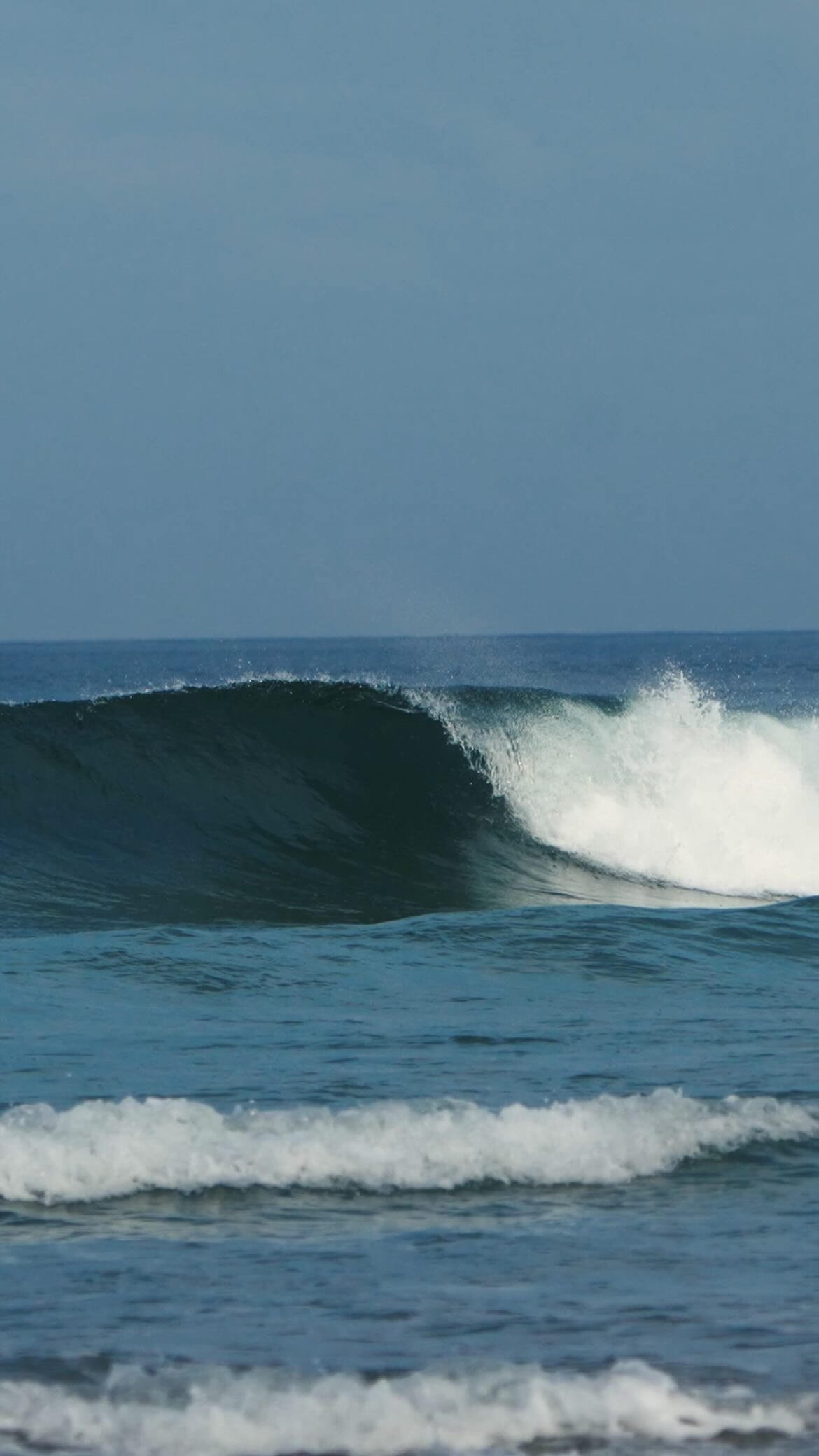A perfect peeling wave in Peniche, Portugal, ideal for high-performance surf coaching and technical progression.
